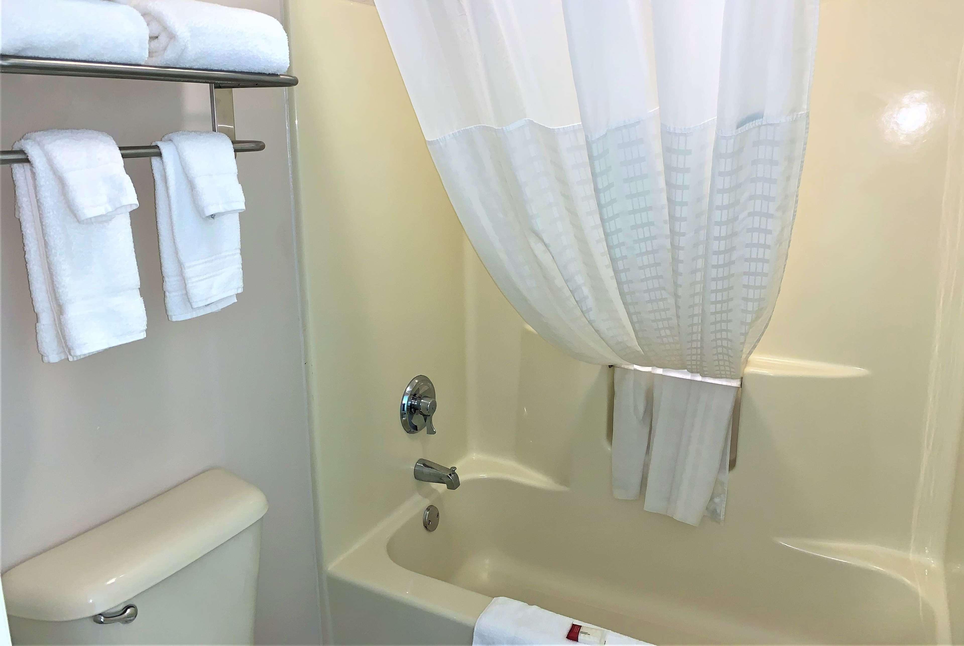 Baymont By Wyndham Eden Motel Ngoại thất bức ảnh