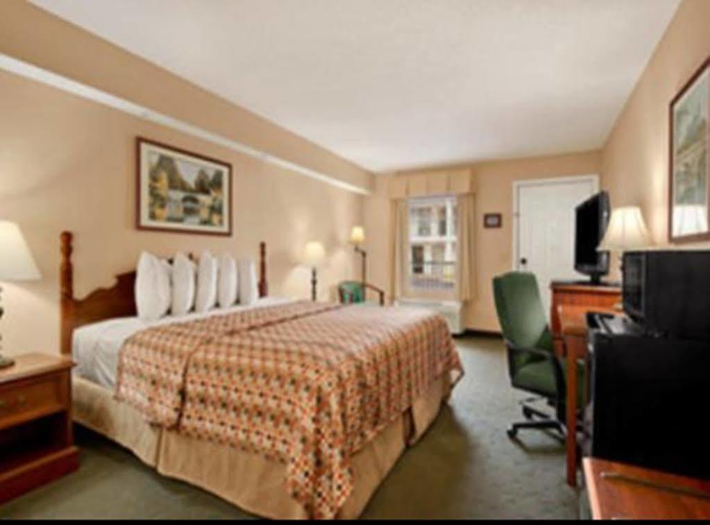 Baymont By Wyndham Eden Motel Ngoại thất bức ảnh